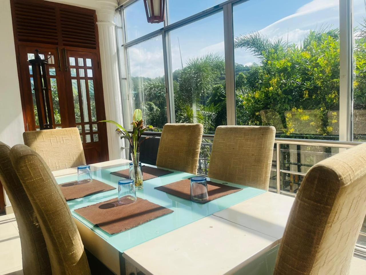 Suisse View Residence Kandy Exterior foto